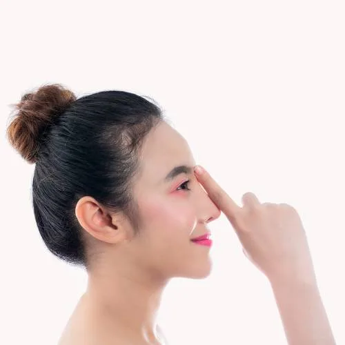 How is nose filler treatment done