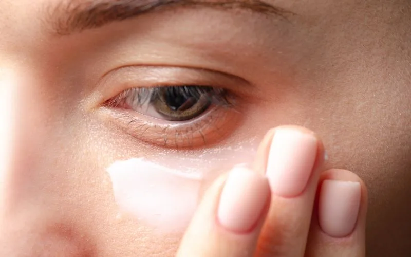 How to Improve Puffy Eye Bags